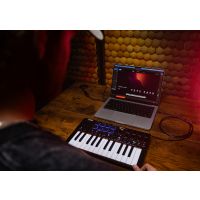 Akai Professional MPK Mini 4 noir - Clavier de contrôle USB-C - Vue 10